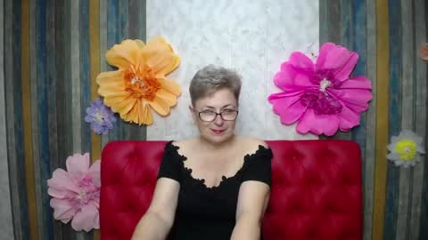 Snapshot of emiliagree chatting on 04.14.26 EmiliaGree online show from 04.14.26