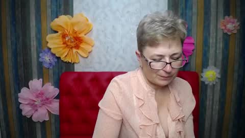 Snapshot of emiliagree chatting on 04.18.26 EmiliaGree online show from 04.18.26