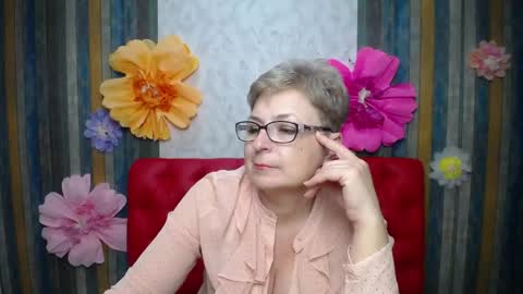 Snapshot of emiliagree chatting on 04.18.26 EmiliaGree online show from 04.18.26