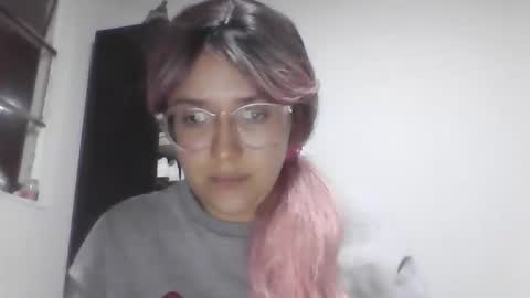 emiliahoney online show from 01.12.26