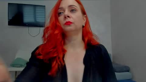 Emiliana online show from 04.18.26