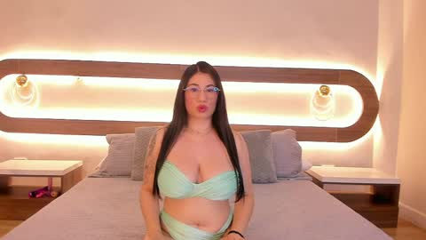 Emilie online show from 04.23.26