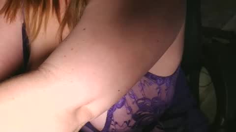 Snapshot of emiliefoxx chatting on 05.08.26 emilie foxx online show from 05.08.26