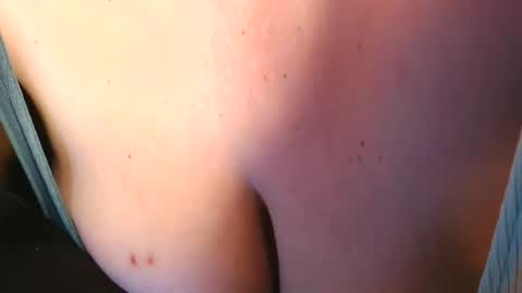 Snapshot of emiliefoxx chatting on 06.14.26 emilie foxx online show from 06.14.26