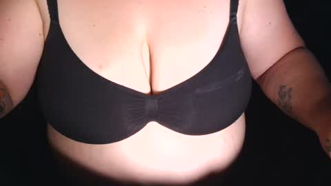 Snapshot of emiliefoxx chatting on 07.15.26 emilie foxx online show from 07.15.26