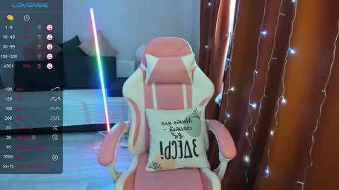 Emiliya online show from 02.04.26