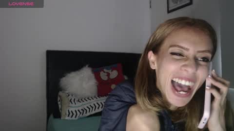 Emilly Gomez online show from 02.13.25