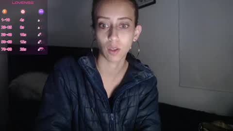 Emilly Gomez online show from 02.16.25