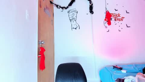 emily online show from 10.12.25