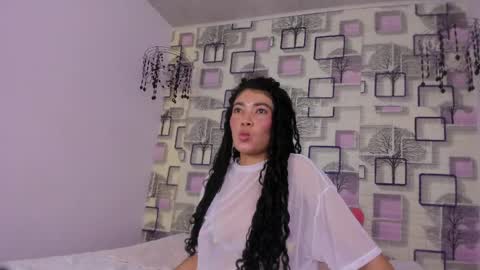 Emilly online show from 05.19.26