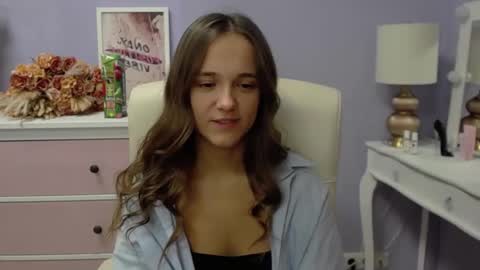 Snapshot of emilly_lust99 chatting on 09.12.25 Emilly online show from 09.12.25