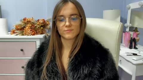 Emilly online show from 04.11.26