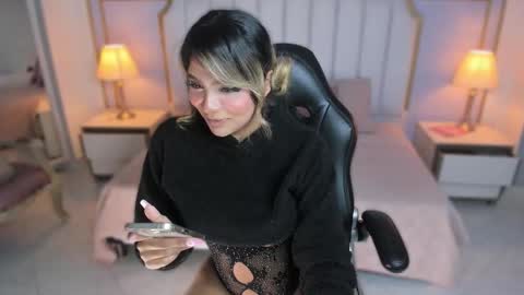 emilly_mell online show from 11.27.25
