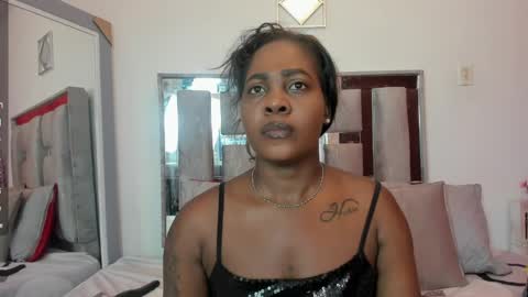 Emilly Roa online show from 04.05.26