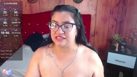 emilly_stones_ online show from 01.14.25