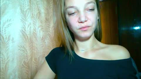 Emilly online show from 11.25.25