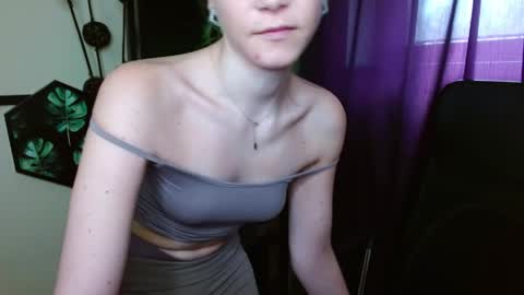 Emilly online show from 04.11.26