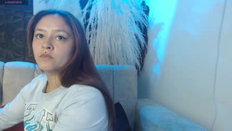Snapshot of emily175445 chatting on 06.02.26 emily175445 online show from 06.02.26
