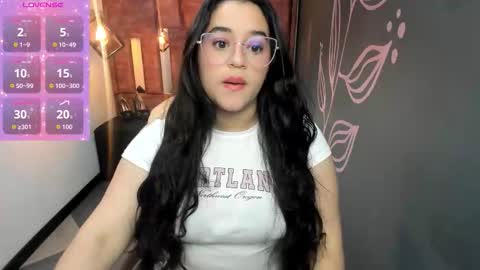 EMILY FOX online show from 09.13.25