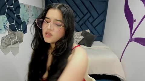 EMILY FOX online show from 09.15.25