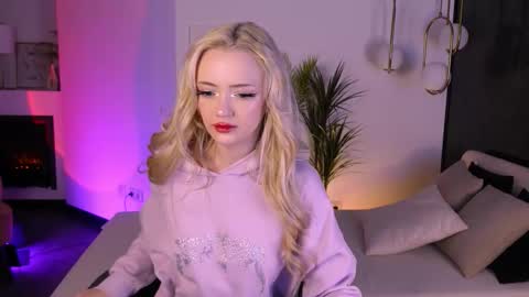 Emily online show from 11.13.25