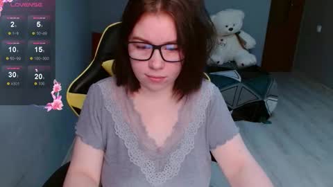 Snapshot of emily_amorre chatting on 10.24.25 Emily 3 online show from 10.24.25