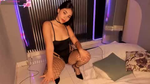              online show from 10.11.25