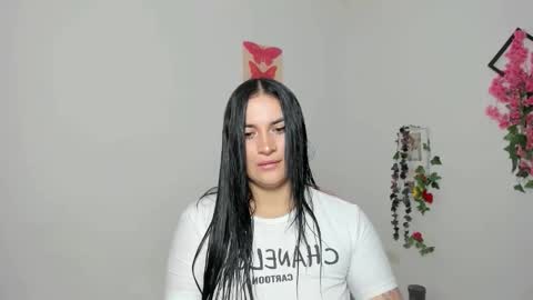 Snapshot of emily_coraline chatting on 10.09.25 Emily online show from 10.09.25