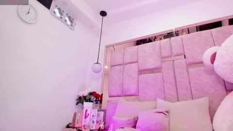 Snapshot of emily_daarell chatting on 10.02.25 M I A online430pm- 930pm online show from 10.02.25