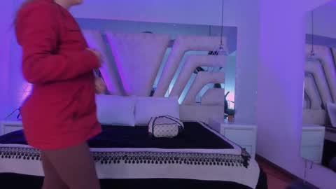 Snapshot of emily_ellen chatting on 10.10.25 Emily online show from 10.10.25