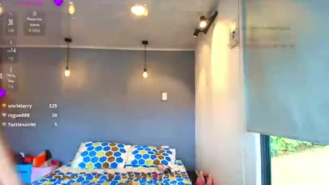 emily_foru online show from 04.19.26