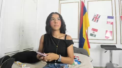 emily_gaviria1 online show from 06.16.26