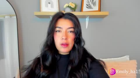 Snapshot of emily_haze chatting on 12.10.24 Emily online show from 12.10.24