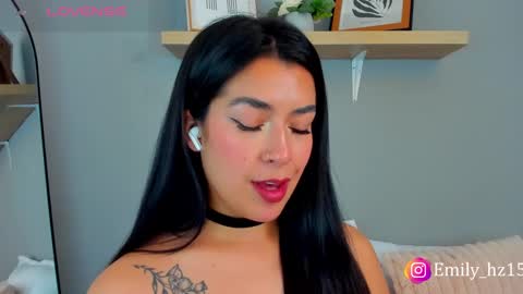 Snapshot of emily_haze chatting on 02.15.25 Emily online show from 02.15.25