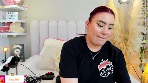 Snapshot of emily_hill___ chatting on 01.09.25 EMILY Monday 5-2 am From Tuesday to Friday5-1 am Colombia time online show from 01.09.25