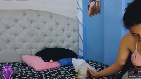 Emily jhon online show from 11.05.25