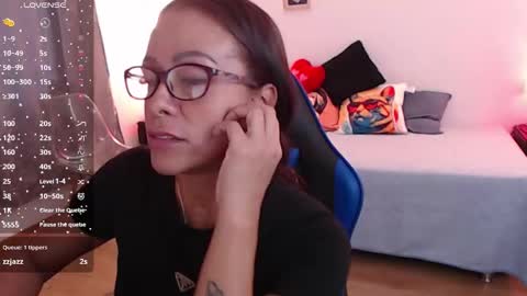 Snapshot of emily_leroy571240 chatting on 09.15.25 emily leroy. online show from 09.15.25