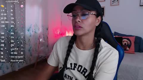 Snapshot of emily_leroy571240 chatting on 10.23.25 emily leroy. online show from 10.23.25