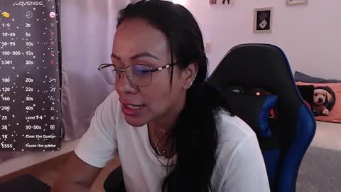 Snapshot of emily_leroy571240 chatting on 10.28.25 emily leroy. online show from 10.28.25