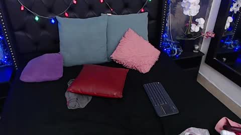 Emily online show from 12.19.24