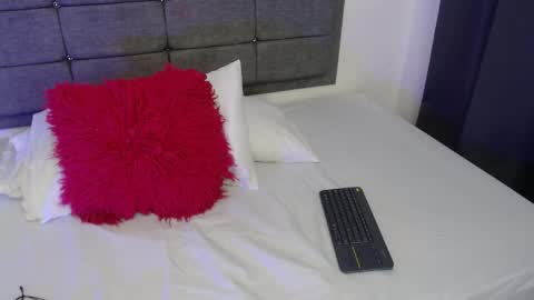 emily_milff online show from 06.03.26
