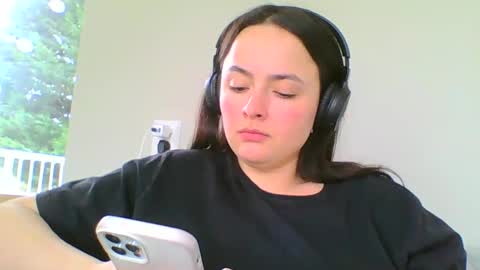 emily_morning_dew online show from 01.28.25
