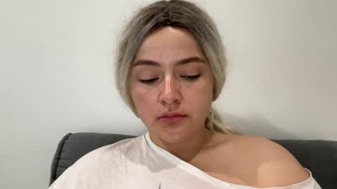 emily_morning_dew online show from 09.24.25