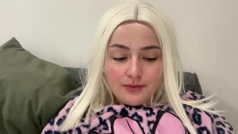 emily_morning_dew online show from 11.18.25