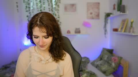 emily_paris18 online show from 06.05.26