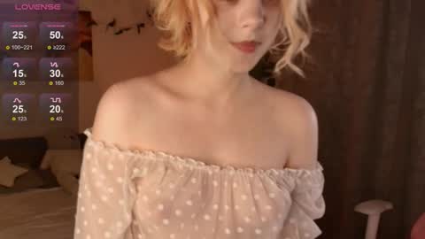 emily_relishh online show from 11.21.25