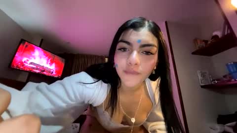 emily_rosett1 online show from 03.18.26