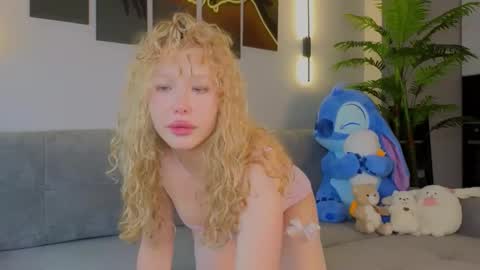 emily shepard online show from 12.01.25