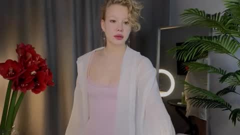 emily shepard online show from 12.03.25