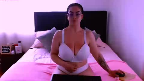 Emily online show from 09.22.25